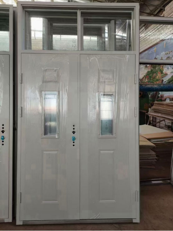 鄯善学校教室门