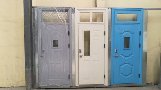 鄯善学校教室门