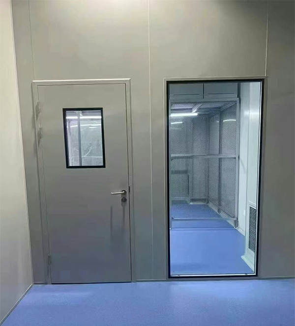 学校教学楼完成鄯善防火门标准化安装 学校教学楼完成鄯善防火门标准化安装